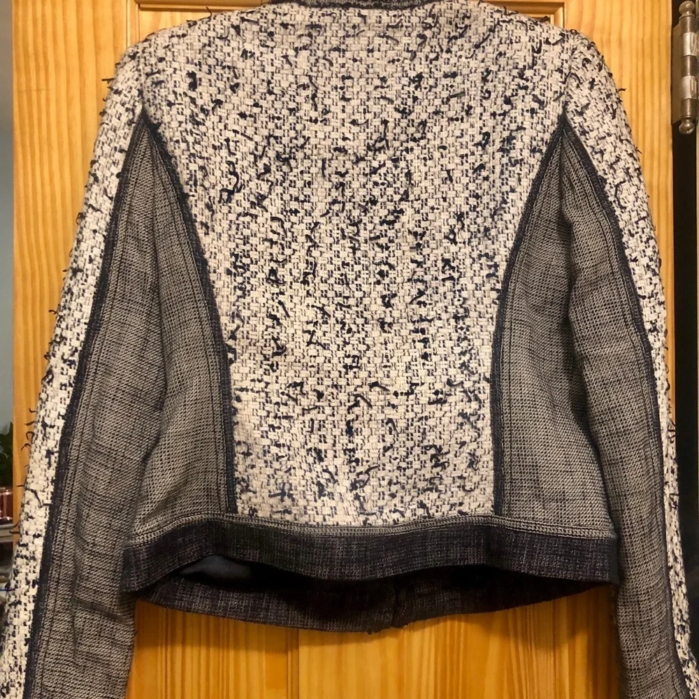 Elie Tahari Blue Tweed Jacket Small
